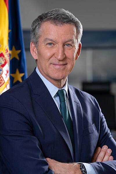 Retrato editorial de Alberto Núñez Feijóo.